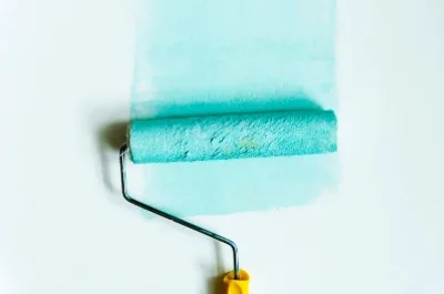Peinture intérieure à Ménilles — murs, plafonds et boiseries